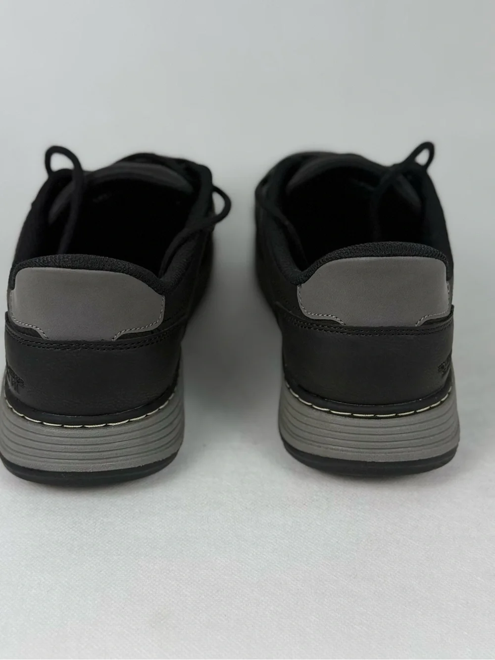 SKECHERS Hands Free Swift Fit Shoes Mens Size 10 Black Lace Up Casual 1961245